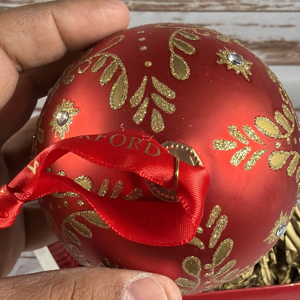 Waterford Holiday Heirloom Red Majestic Scroll Christmas Ornament w/ Box - Picture 6 of 7
